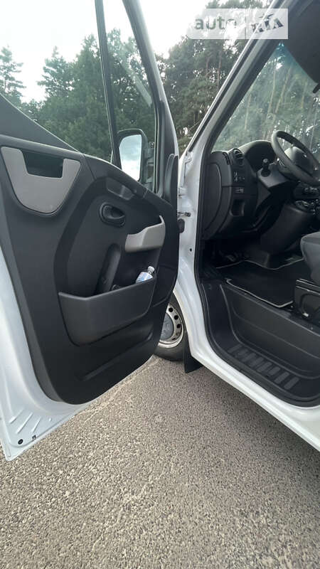 Грузовой фургон Renault Master 2016 в Львове фото 26 Грузовой фургон Renault Master 2016 в Львове