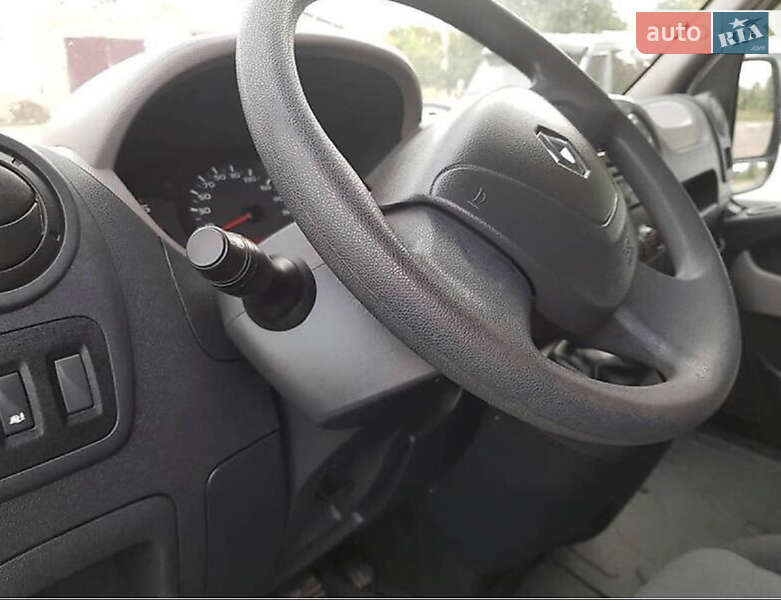 Грузовой фургон Renault Master 2015 в Мерефа