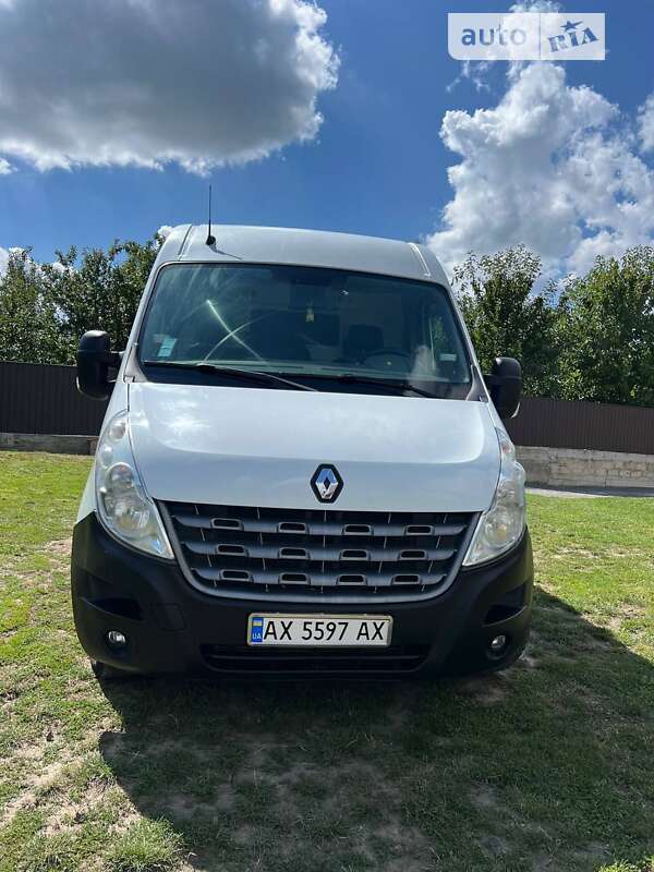 Мікроавтобус Renault Master 2011 в Чернівцях