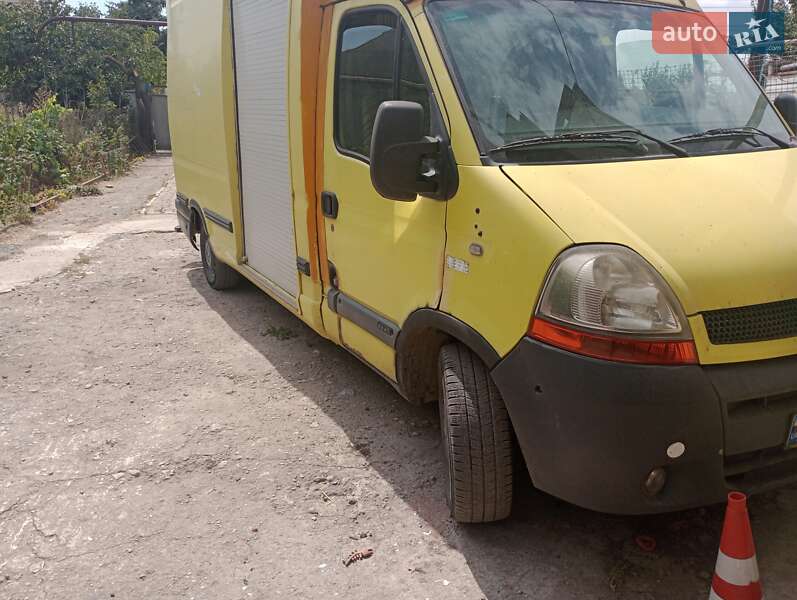 Вантажний фургон Renault Master 2004 в Запоріжжі