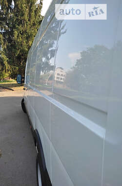 Грузовой фургон Renault Master 2019 в 