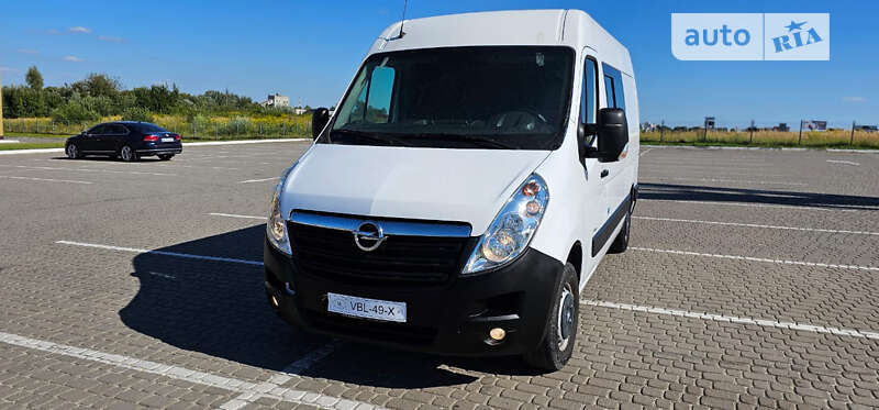 Вантажний фургон Renault Master 2019 в Львові