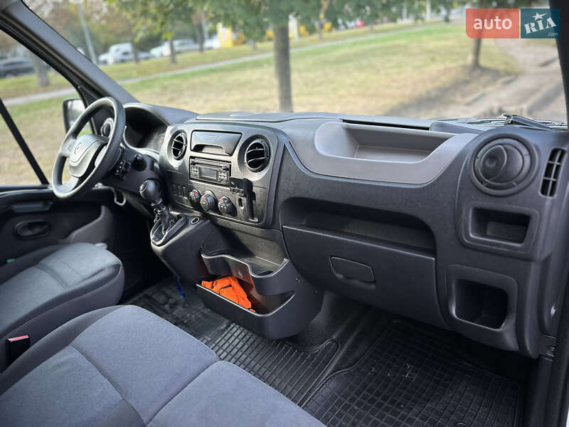 Эвакуатор Renault Master 2017 в Запорожье