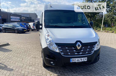 Грузовой фургон Renault Master 2017 в Почаеве