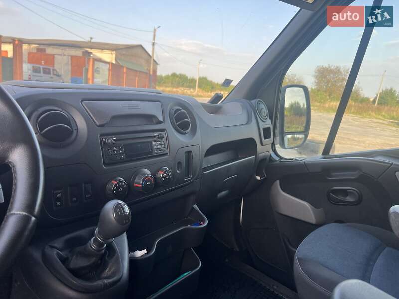 Автовоз Renault Master 2017 в Львові