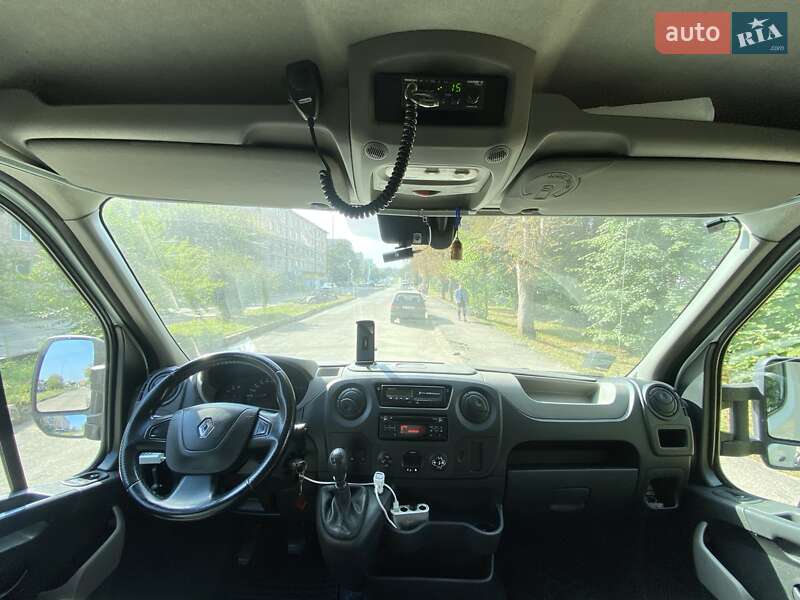 Автовоз Renault Master 2016 в Ровно