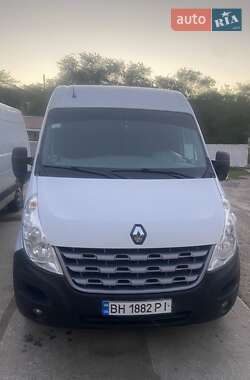 Грузовой фургон Renault Master 2012 в 