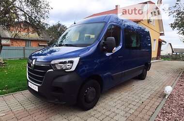 Вантажопасажирський фургон Renault Master 2021 в Стрию