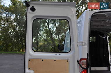 Грузовой фургон Renault Master 2020 в 