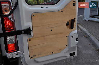 Грузовой фургон Renault Master 2020 в 