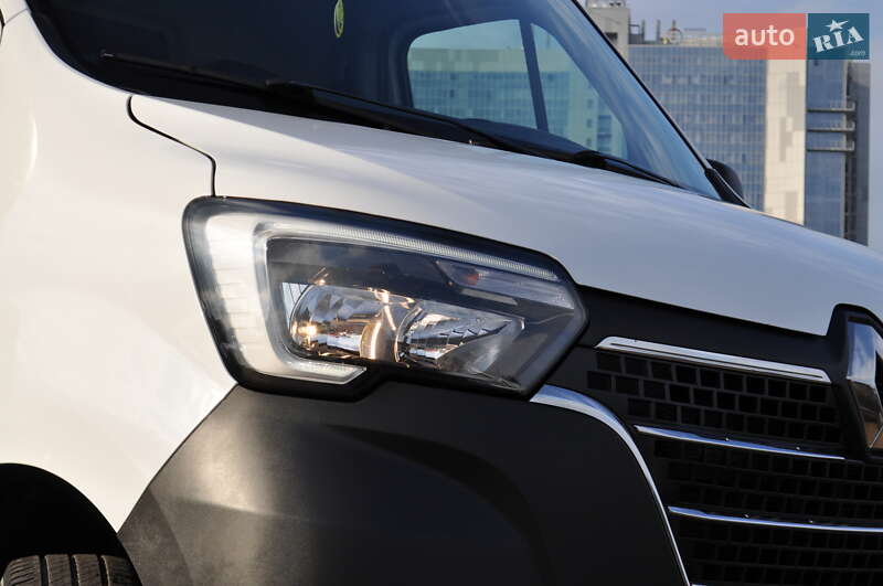 Вантажний фургон Renault Master 2020 в Києві