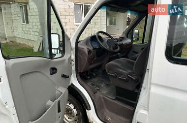 Микроавтобус Renault Master 2000 в 