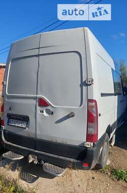 Вантажний фургон Renault Master 2015 в Калуші