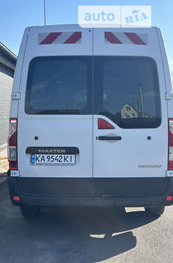 Грузовой фургон Renault Master 2012 в Киеве