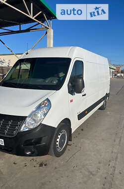 Вантажопасажирський фургон Renault Master 2017 в Львові