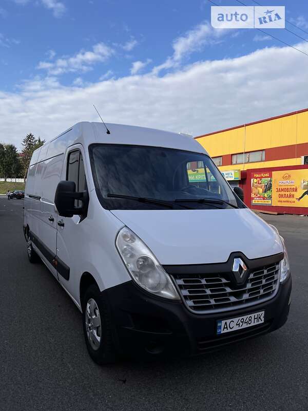 Вантажний фургон Renault Master 2018 в Львові