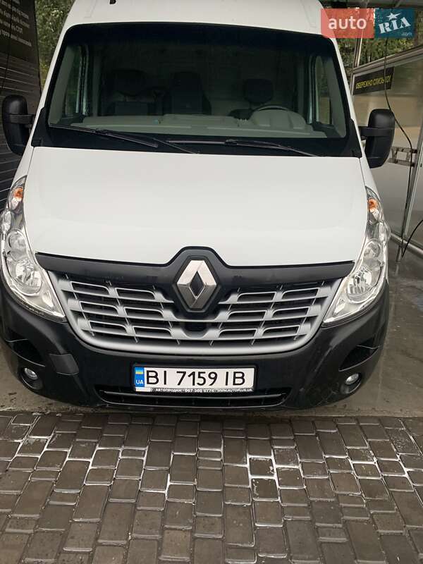 Грузовой фургон Renault Master 2015 в Каменском