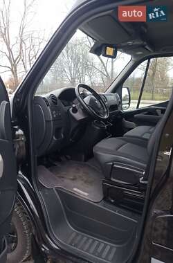 Грузовой фургон Renault Master 2015 в 