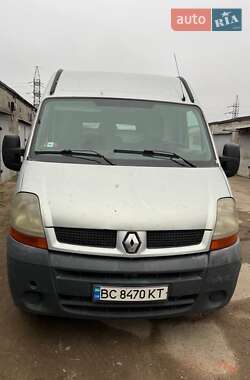 Грузовой фургон Renault Master 2004 в Львове