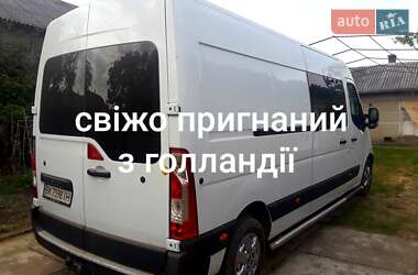 Вантажний фургон Renault Master 2018 в Чернівцях