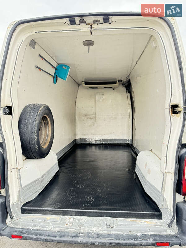 Рефрижератор Renault Master 2000 в Одессе
