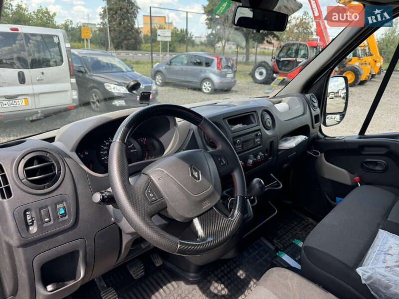 Автовоз Renault Master 2016 в Луцке