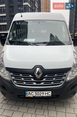 Вантажний фургон Renault Master 2017 в Івано-Франківську