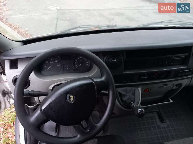 Вантажний фургон Renault Master 2004 в Києві