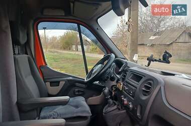 Грузовой фургон Renault Master 2013 в 