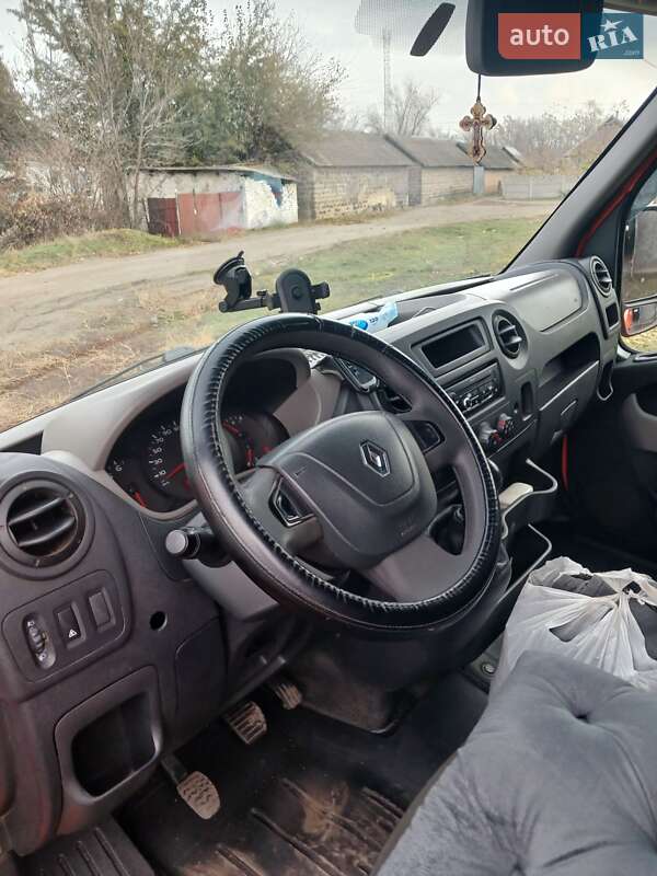 Грузовой фургон Renault Master 2013 в Кривом Роге