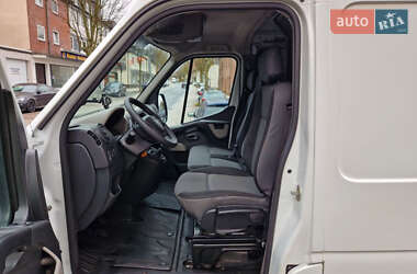 Грузовой фургон Renault Master 2012 в 