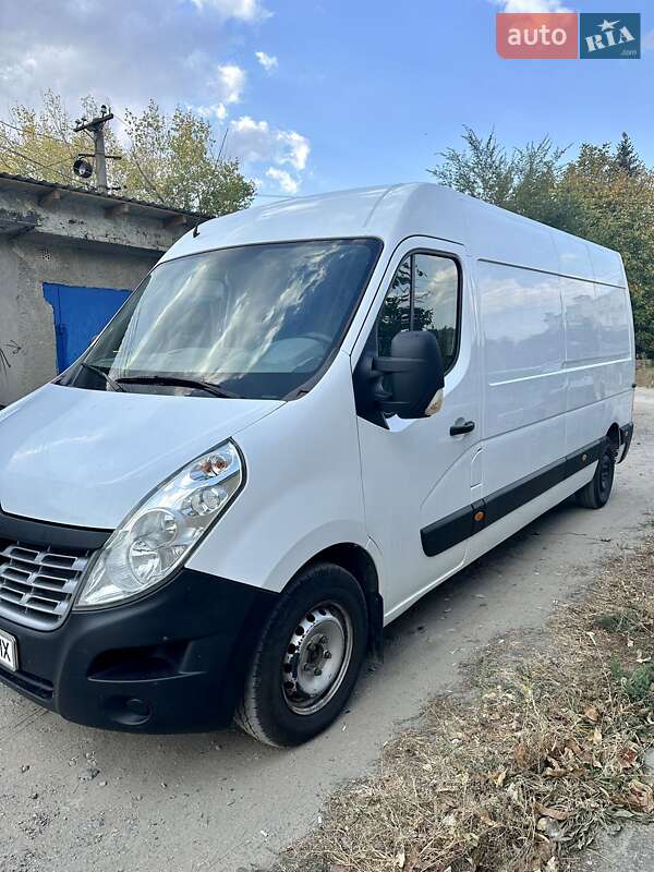 Грузовой фургон Renault Master 2017 в Арцизе
