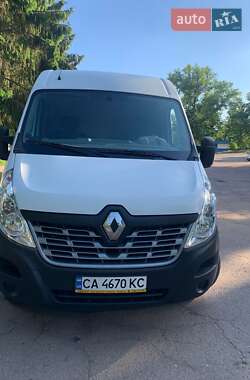 Грузовой фургон Renault Master 2015 в Корсуне-Шевченковском