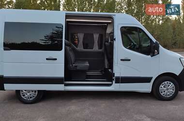 Вантажопасажирський фургон Renault Master 2020 в Бердичеві