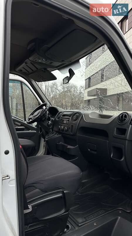 Вантажний фургон Renault Master 2014 в Дніпрі фото 10 Вантажний фургон Renault Master 2014 в Дніпрі