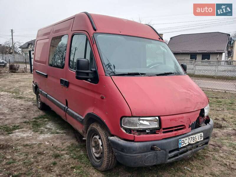 Вантажопасажирський фургон Renault Master 2000 в Рівному