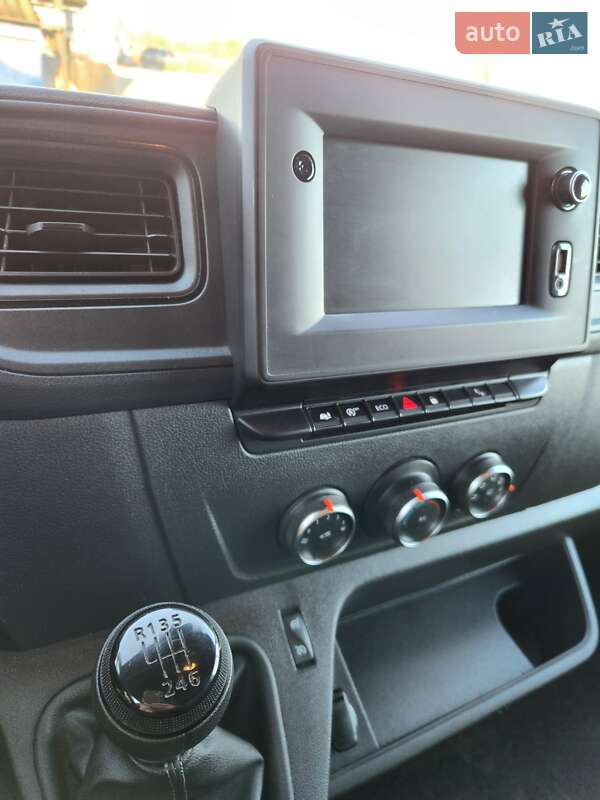 Вантажний фургон Renault Master 2021 в Коломиї