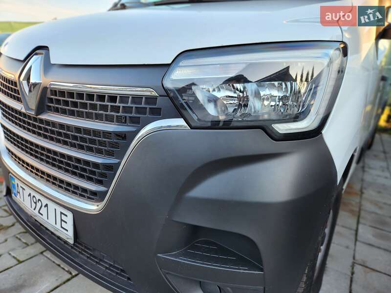 Вантажний фургон Renault Master 2021 в Коломиї