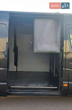 Грузовой фургон Renault Master 2020 в 