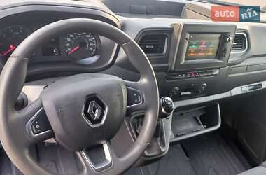 Грузовой фургон Renault Master 2020 в 