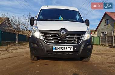 Вантажний фургон Renault Master 2016 в Кучургані