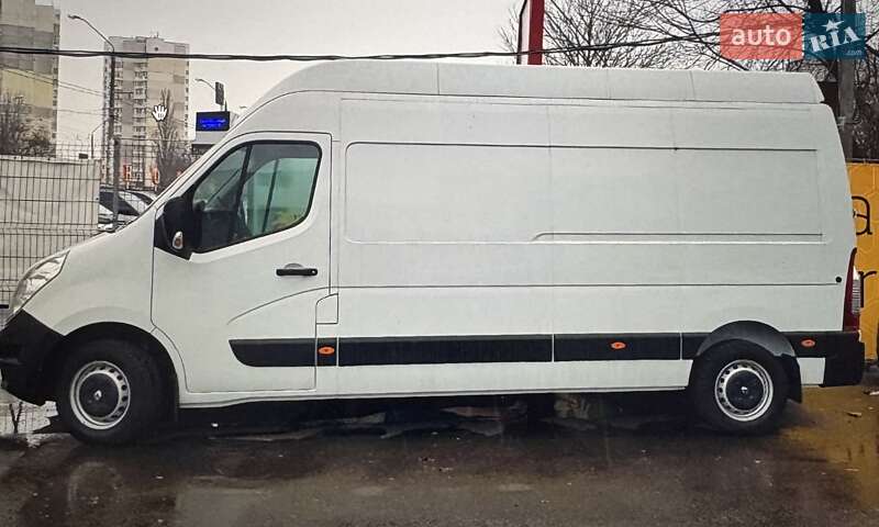 Вантажний фургон Renault Master 2017 в Кропивницькому