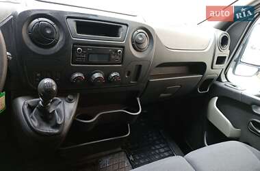 Вантажний фургон Renault Master 2016 в Тернополі