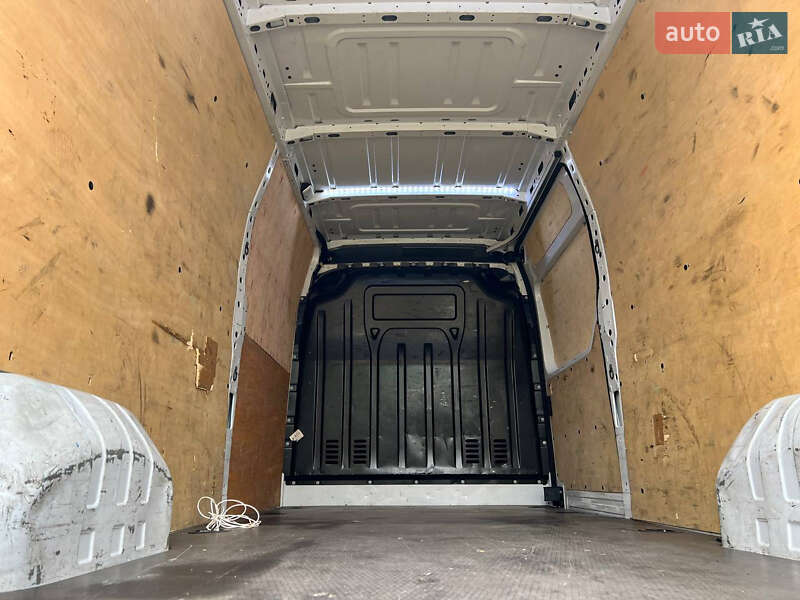 Грузовой фургон Renault Master 2019 в Черноморске