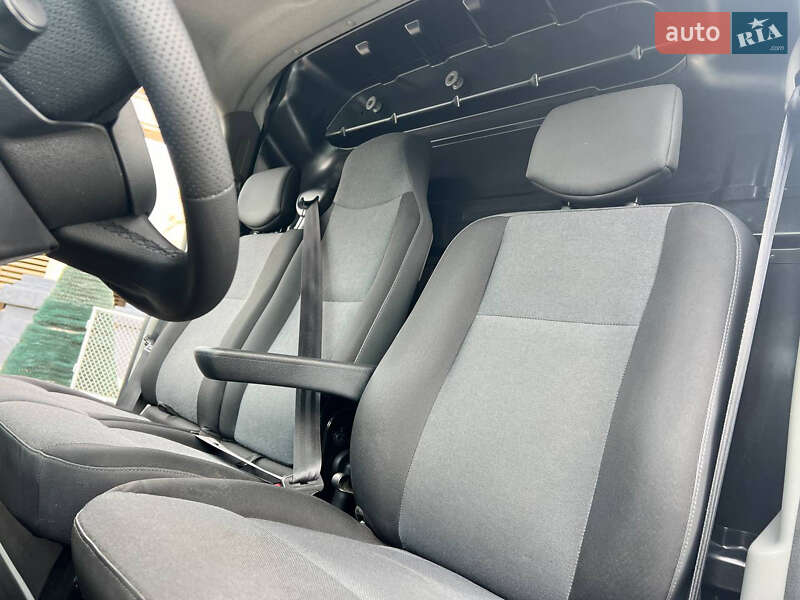 Грузовой фургон Renault Master 2019 в Черноморске