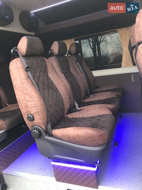 Микроавтобус Renault Master 2021 в Черновцах