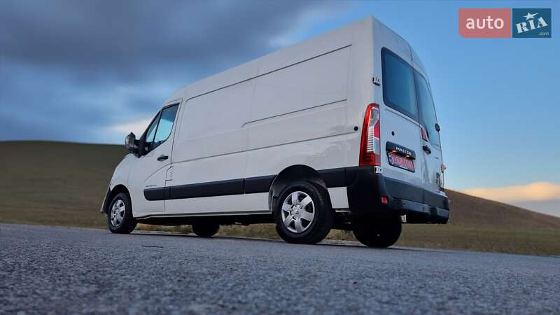 Вантажний фургон Renault Master 2018 в Житомирі