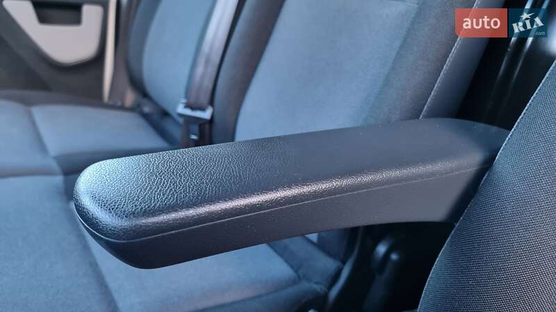 Вантажний фургон Renault Master 2018 в Житомирі