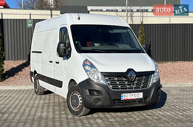 Вантажний фургон Renault Master 2015 в Тернополі