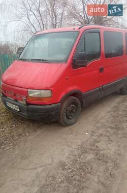 Вантажопасажирський фургон Renault Master 2000 в Ічні